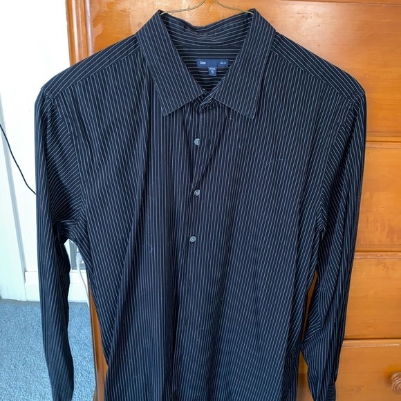 Gap Button Up Dress Shirt Black w/ Pinstripes - Picture 1 of 3